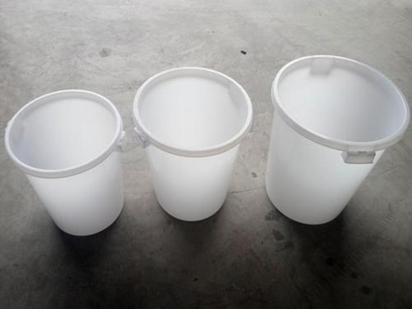 塑料制品生產(chǎn)出來發(fā)黃，應該怎樣應對？